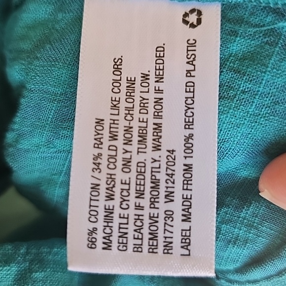 Ava & Viv Teal and Green‎ Blouses - Picture 7 of 11